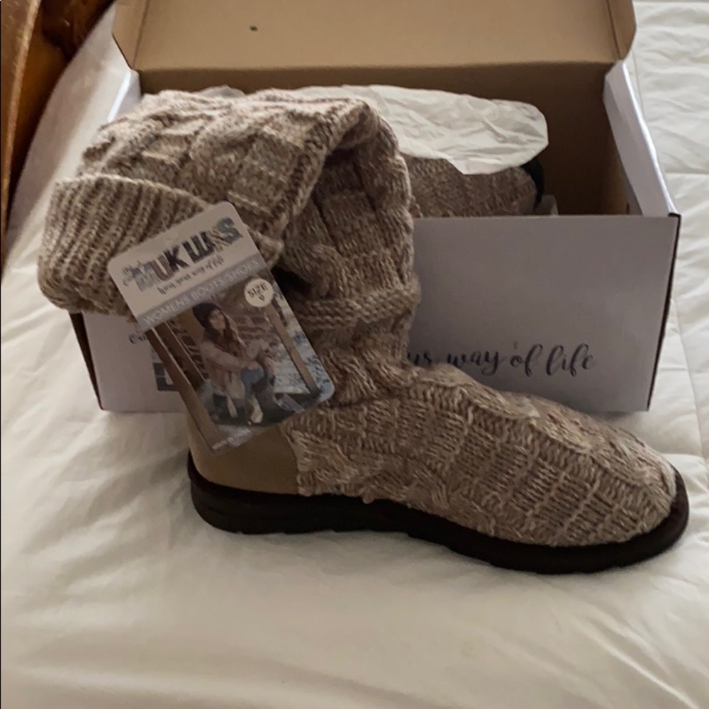 Muk Luks